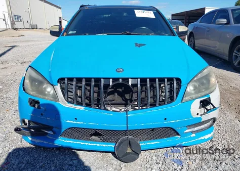 2008 Mercedes-Benz C 300 Sport из США, поврежденный, VIN WDDGF54X18F049840